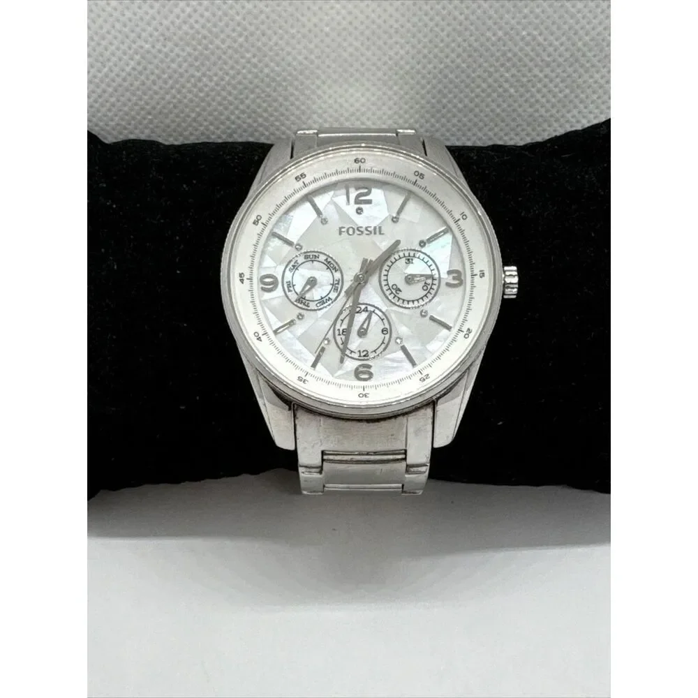 Fossil Justine BQ3102 Men Silver Stainless Steel Analog Dial Wrist Watch JNA338